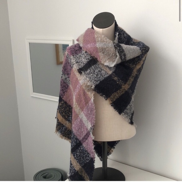 Accessories - Pretty & Soft Shawl Wrap Scarf